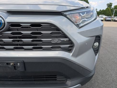 Used 2020 Toyota RAV4 Limited w/ Limited Grade Weather Package AWD/4WD image 10