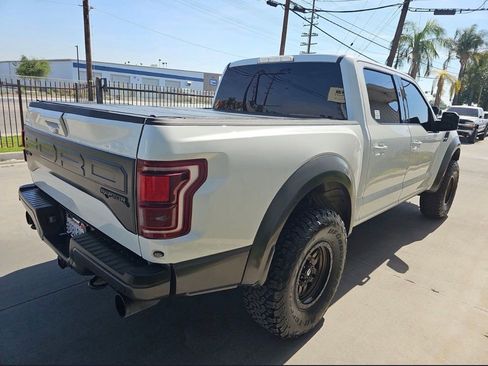 Used 2018 Ford F150 Raptor w/ Equipment Group 802A Luxury AWD/4WD image 3