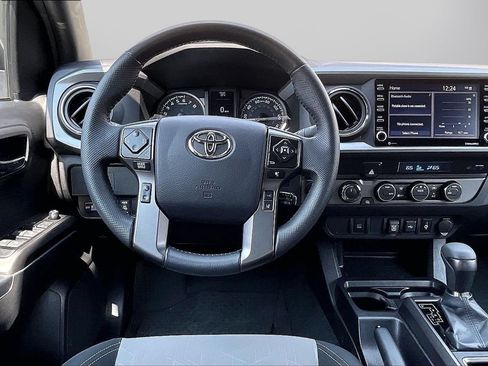 Used 2023 Toyota Tacoma TRD Sport AWD/4WD image 11