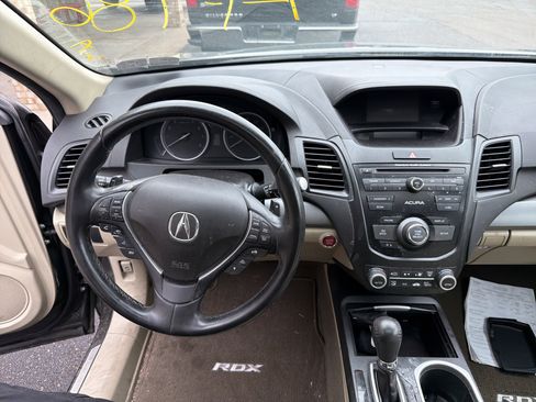 Used 2017 Acura RDX AWD image 4
