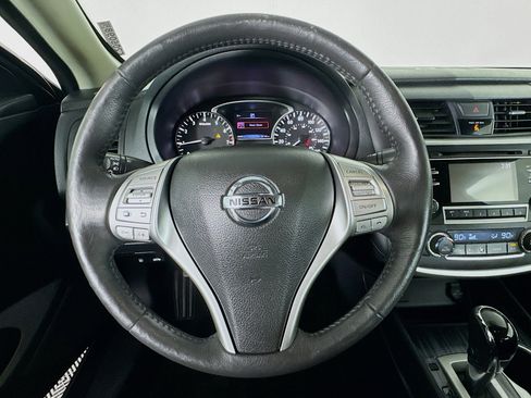 Used 2017 Nissan Altima 2.5 SL w/ Moonroof Package image 11