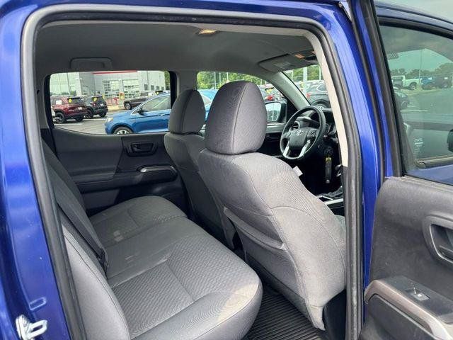 Certified 2022 Toyota Tacoma SR5 w/ Technology Package AWD/4WD image 10
