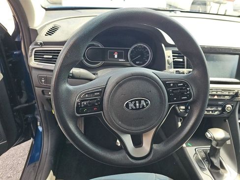 Used 2018 Kia Niro LX FWD image 15