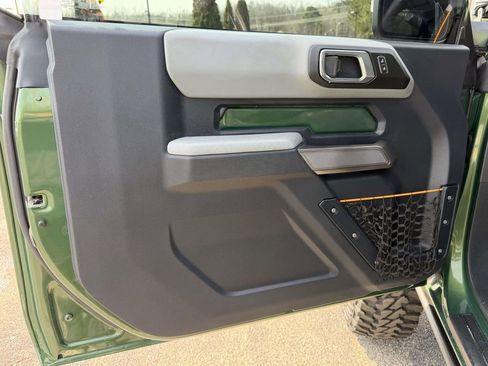 Used 2022 Ford Bronco Badlands image 16