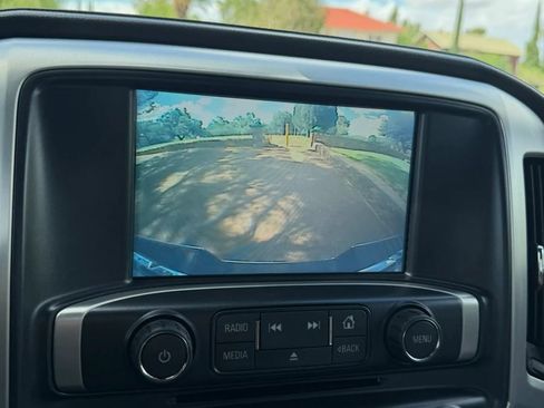 Used 2018 GMC Sierra 1500 SLT w/ Enhanced Driver Alert Package RWD image 16