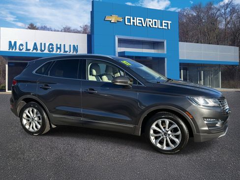 Used 2017 Lincoln MKC Select w/ Select Plus Package image 4