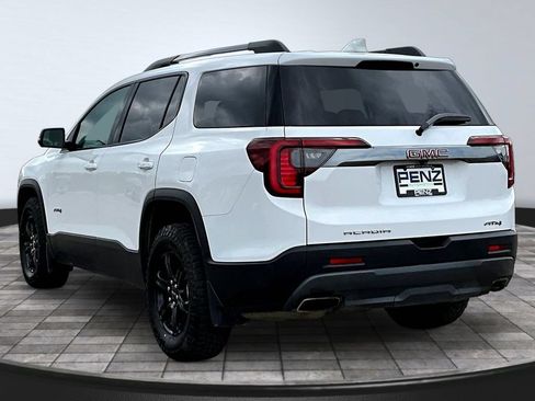Used 2023 GMC Acadia AT4 w/ Technology Package AWD/4WD image 5
