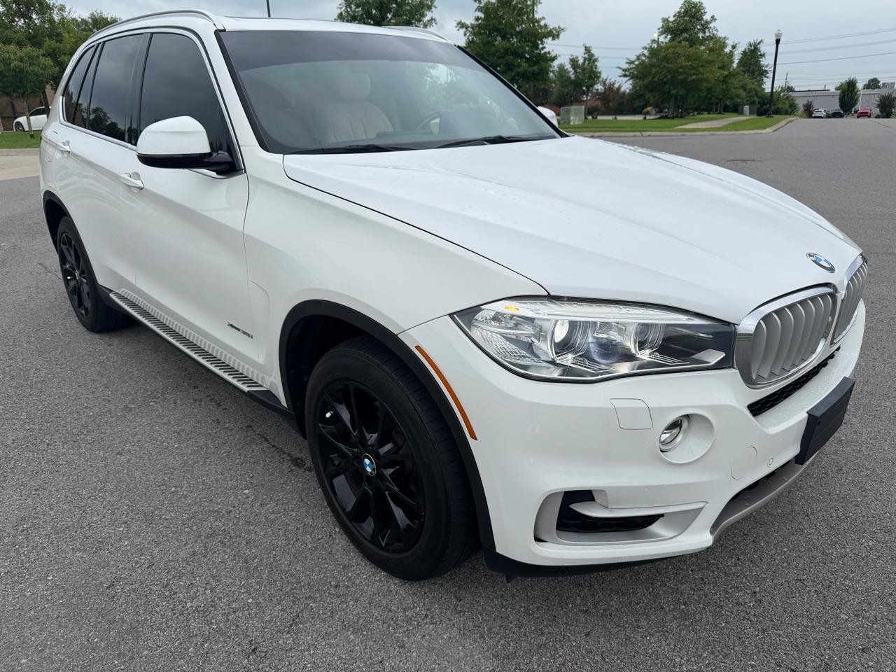 Used 2017 BMW X5 xDrive35i AWD/4WD image 3