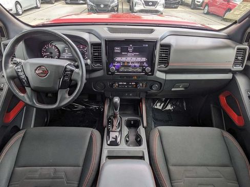 Used 2022 Nissan Frontier Pro-X RWD image 16