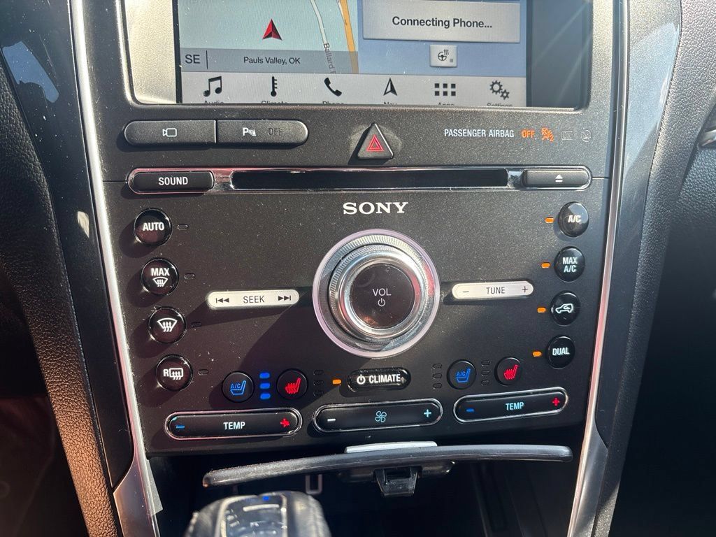 Used 2018 Ford Explorer Sport w/ Equipment Group 401A AWD/4WD image 14