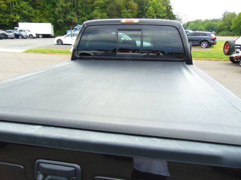 Used 2011 Ford F250 Lariat w/ Lariat Interior Pkg AWD/4WD image 24