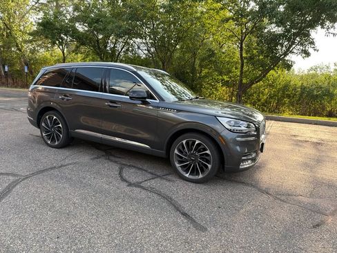 Used 2020 Lincoln Aviator Reserve w/ Equipment Group 202A AWD/4WD image 19