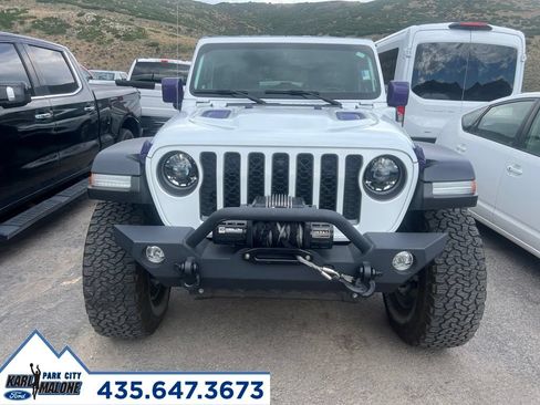 Used 2023 Jeep Wrangler Unlimited Rubicon 4xe w/ Cold Weather Group AWD/4WD image 2