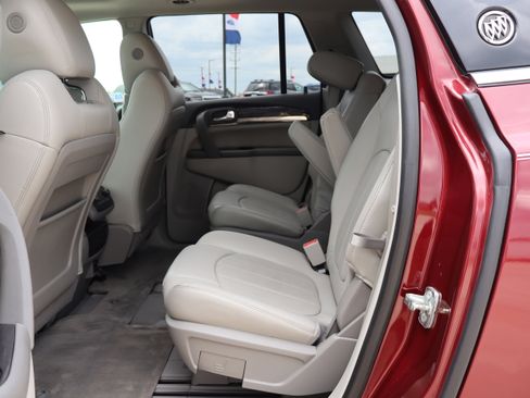 Used 2017 Buick Enclave Premium w/ Experience Buick Package FWD image 10