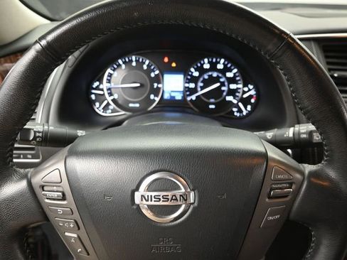Used 2018 Nissan Armada SL w/ Moonroof Package image 10