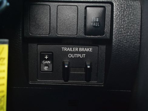 Used 2020 Toyota Tundra SR5 w/ TRD 18" Wheel Package AWD/4WD image 14