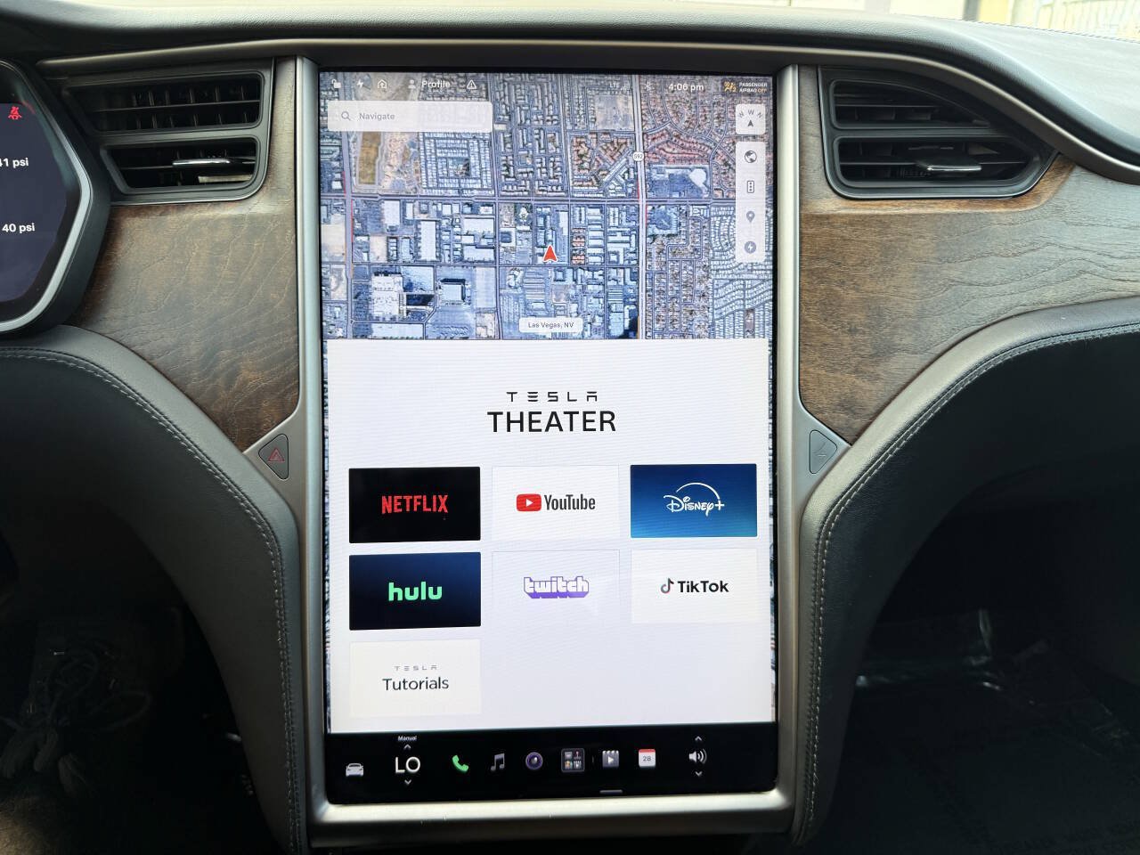 Used 2020 Tesla Model S Long Range Plus AWD/4WD image 39