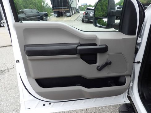 Used 2019 Ford F250 XL RWD image 14