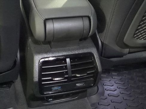 Certified 2025 Audi Q3 2.0T Premium w/ Convenience Package image 17