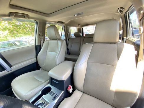 Used 2018 Toyota 4Runner Limited AWD/4WD image 13