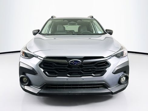 Used 2024 Subaru Crosstrek 2.0i Premium image 2