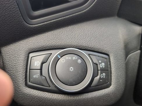 Used 2019 Ford Escape SE AWD/4WD image 17