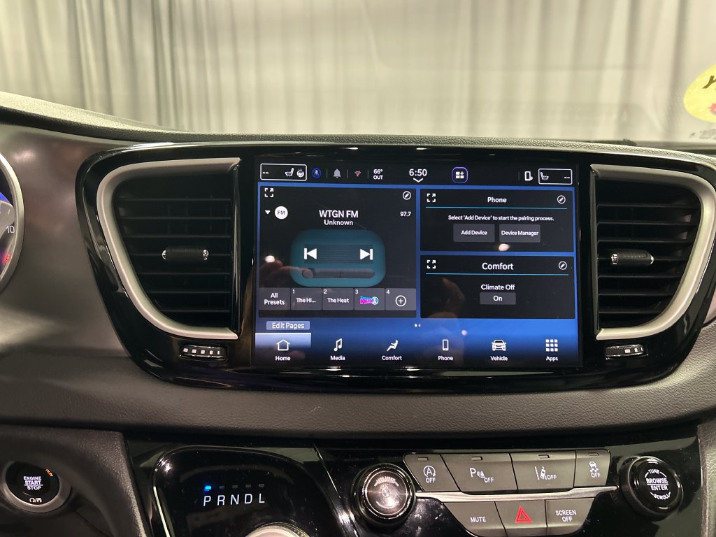 Used 2026 Chrysler Pacifica Select w/ S Appearance Package FWD image 17