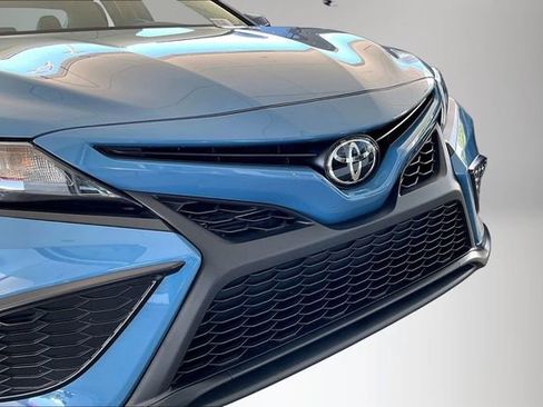Used 2024 Toyota Camry SE w/ Convenience Package FWD image 26