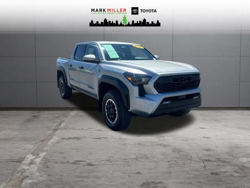Certified 2026 Toyota Tacoma TRD Off-Road AWD/4WD image 8