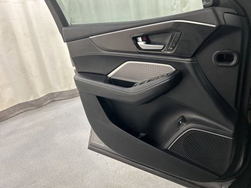 Used 2023 Acura MDX Advance image 19