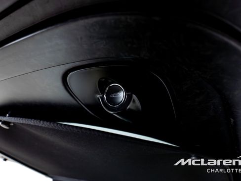 Used 2023 McLaren GT RWD image 23