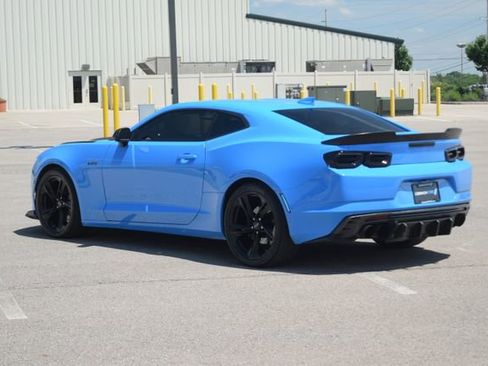 Used 2023 Chevrolet Camaro LT w/ Technology Package RWD image 19