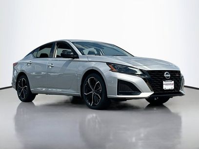 New 2025 Nissan Altima 2.5 SR