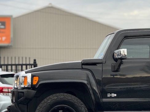 Used 2007 HUMMER H3 w/ Chrome Appearance Package image 17