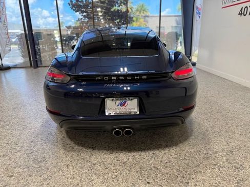 Used 2017 Porsche 718 Cayman S RWD image 9