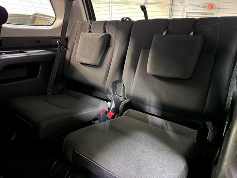 Used 2015 Toyota 4Runner SR5 AWD/4WD image 16