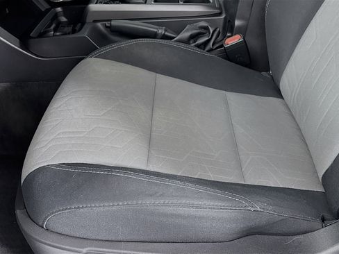 Used 2021 Toyota Tacoma TRD Off-Road image 18