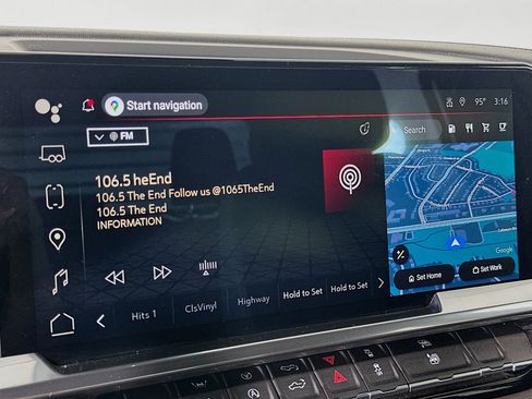 Used 2025 GMC Sierra 1500 SLT image 21