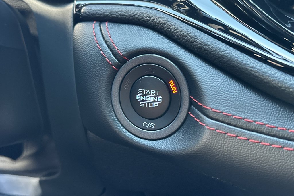Used 2025 Dodge Durango GT AWD/4WD image 24