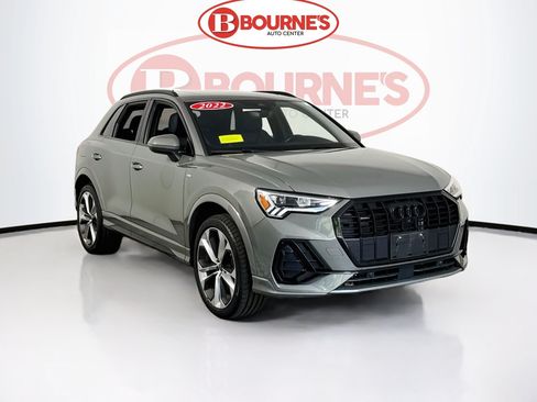 Used 2022 Audi Q3 2.0T Premium Plus w/ Premium Plus Package AWD/4WD image 1