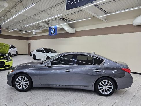 Used 2016 INFINITI Q50 3.0t Premium w/ Driver Assistance Package image 10