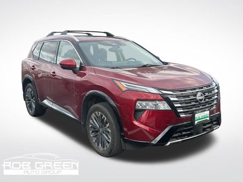 Used 2025 Nissan Rogue Platinum AWD/4WD image 1
