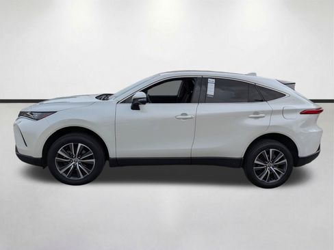 Used 2022 Toyota Venza LE AWD/4WD image 7