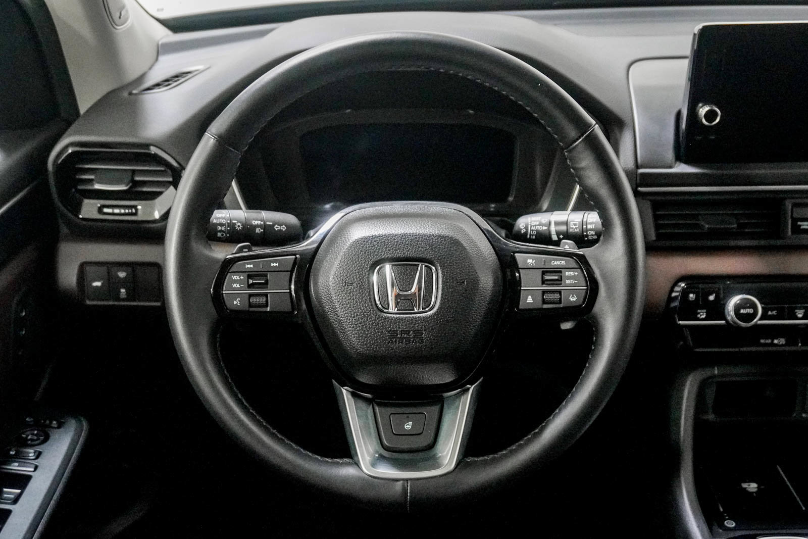 Certified 2025 Honda Pilot Elite image 22