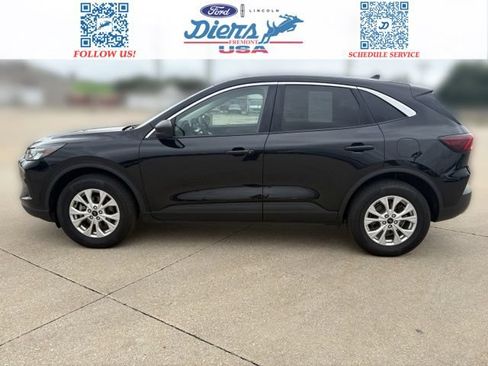 Certified 2023 Ford Escape Active AWD/4WD image 3