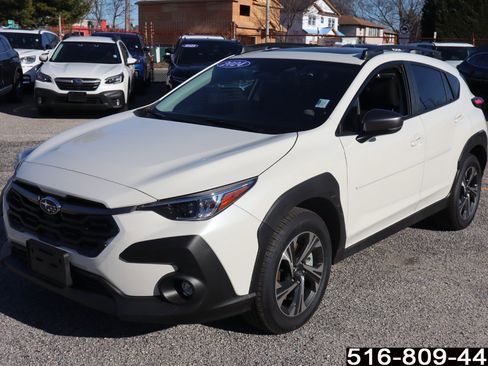 Used 2024 Subaru Crosstrek 2.0i Premium image 8