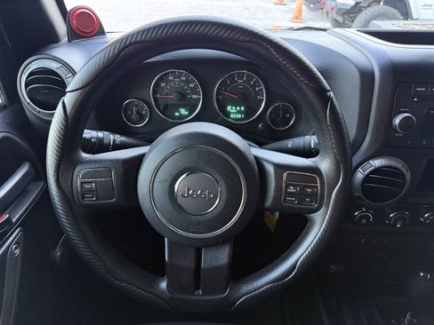 Used 2014 Jeep Wrangler Sport image 21