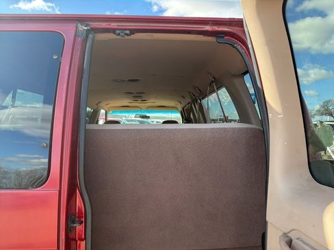 Used 1998 Ford E-350 and Econoline 350 XL image 20