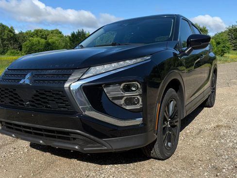 Used 2023 Mitsubishi Eclipse Cross LE AWD/4WD image 15