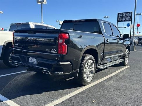 Used 2023 Chevrolet Silverado 1500 High Country w/ Technology Package image 6